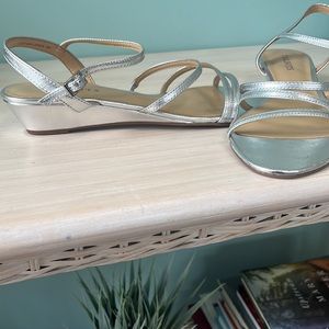 NWOT Talbots silver metallic sandal shoe. Sz 9.  One inch wedge. Leather upper.
